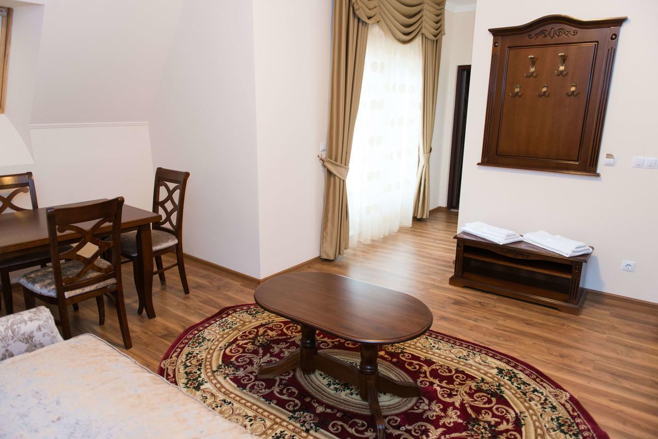 Hotel Dallas Негрешти-Оаш Номер фото